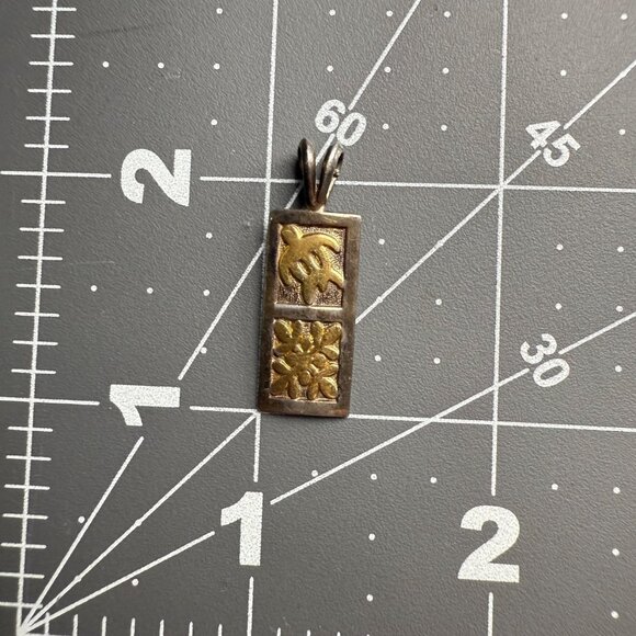 Sterling Silver  Rectangle Pendant With Turtle & Floral Design Artisan Crafted‎ - Picture 4 of 4